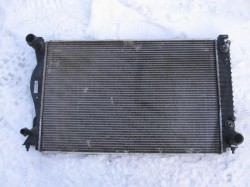 Радиатор основной для Ауди A6C6 3.0
