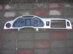 Накладка панели приборов для Ауди А6C6 (2004-2011) б/у