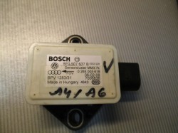 Датчик ускорения для Ауди А4B7 (06-02-08г.) б/у