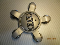 Колпачок колесный для Ауди Q3 б/у