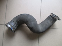Патрубок напорный для Ауди Q5 8R (2008-2017) (8R0145737J)  б/у