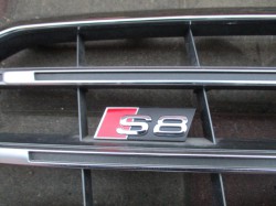 Решётка радиатора для Ауди S8D4 (2014-2018) б/у 