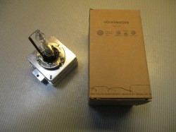 D3S PHILIPS 4300К Ксеноновая лампа для Ауди А4B8 Новая (N 107 218 05) Уценка