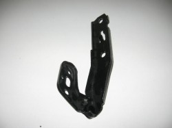 Петля капота правая для Ауди А6C6 4F (2005-2011) б/у