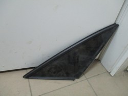 Стекло боковое правое для Ауди А8D3 4E (2003-2007) б/у 2004 г.в.