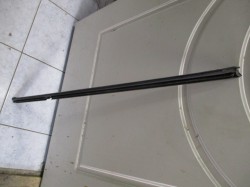 Уплотнитель стекла двери для VW Golf VI (2009-2013) б/у 