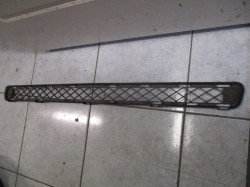Решетка в бампер RAV-4 (2006-2008)  верхняя б/у